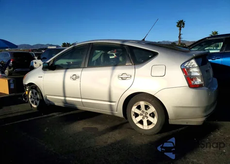 2008 Toyota Prius из США, поврежденный, VIN JTDKB20UX83386681